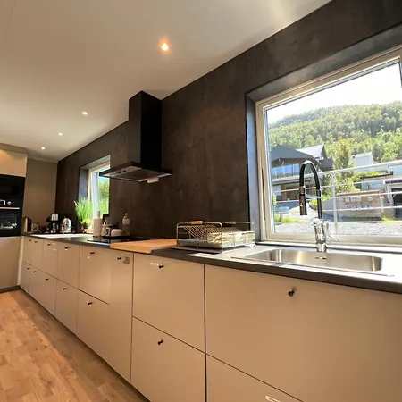 Arctic With Free Parking Apartamento